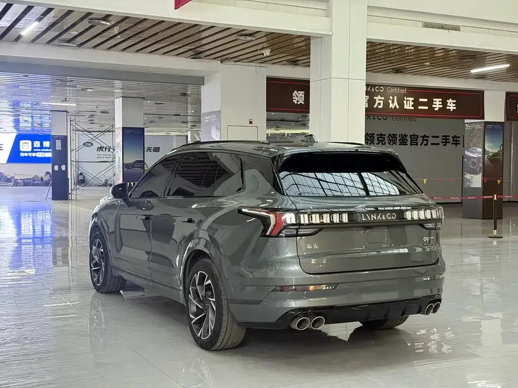 Lynk & Co 09 PHEV 2022 из CN, фото 10