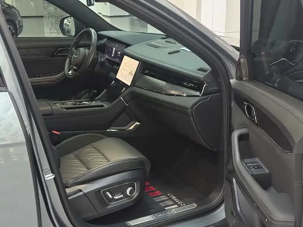 Lynk & Co 09 PHEV 2022 из CN, фото 7