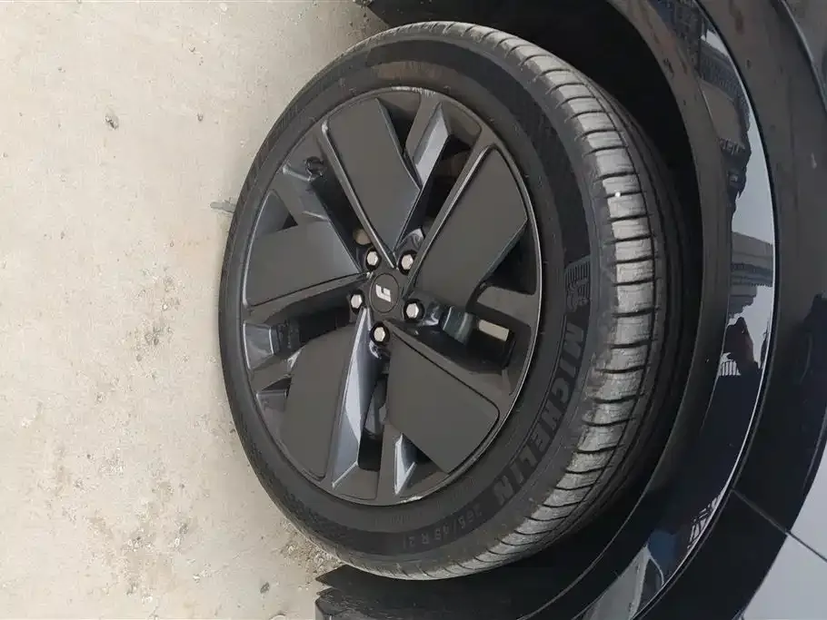 Li Auto Li L7 2025 из CN, фото 4