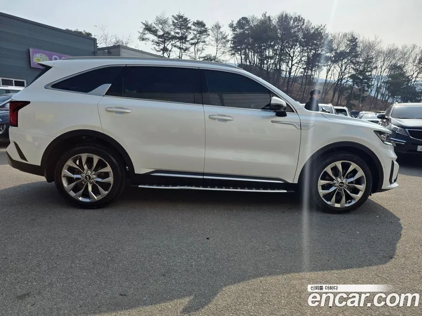 Kia Sorento — фото 10