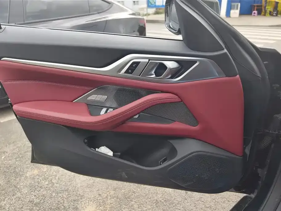 BMW i4 2025 из CN, фото 3