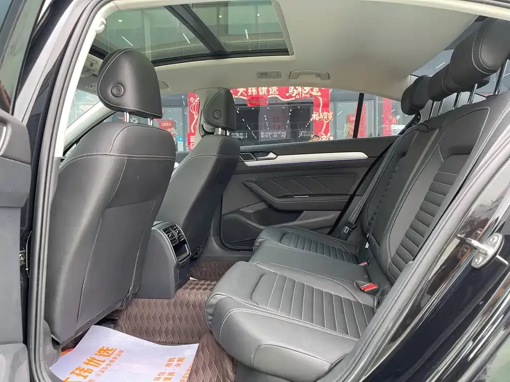 Volkswagen Magotan 2024 из CN, фото 6