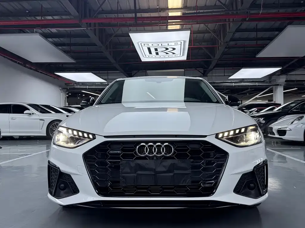 Audi A4L — фото 6
