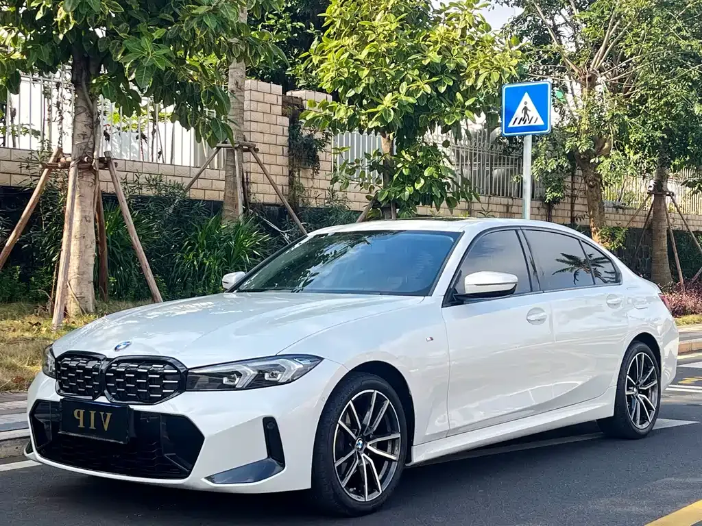 BMW 3 Series — фото 1