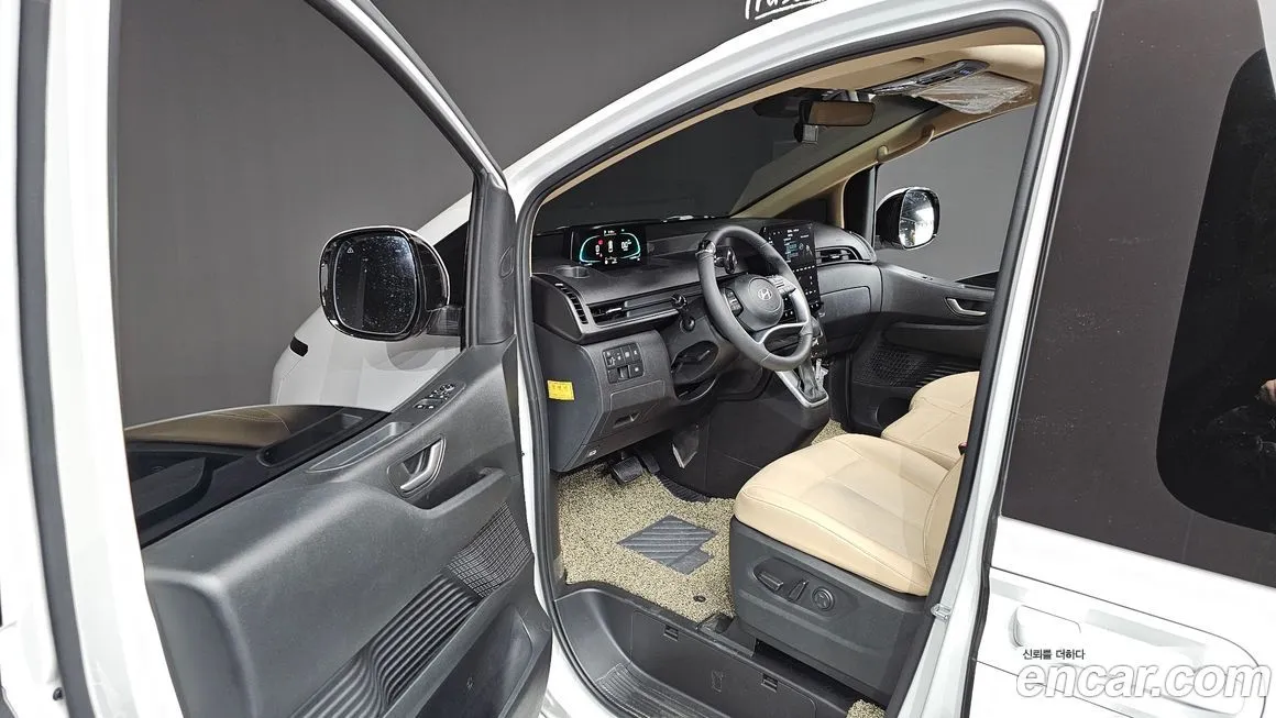 Hyundai Staria — фото 4