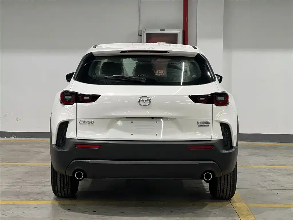 Mazda CX-50 2023 из CN, фото 9