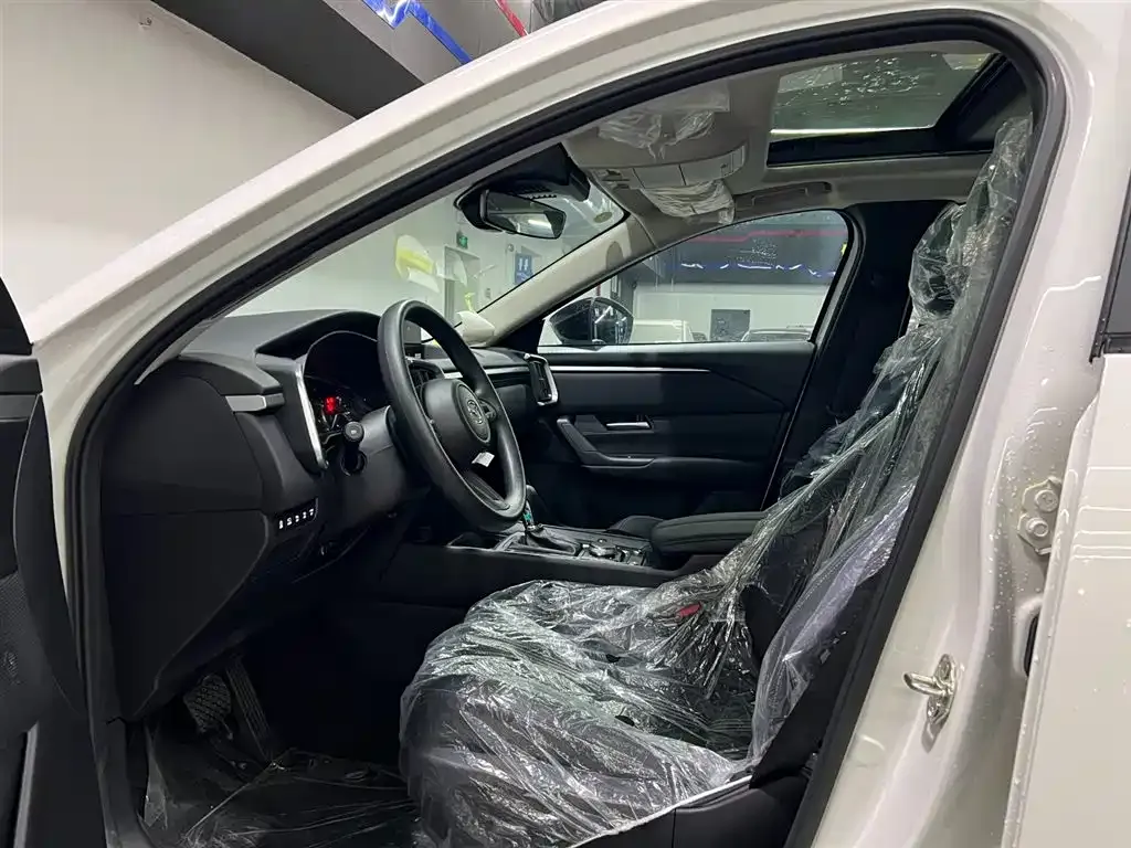 Mazda CX-50 2023 из CN, фото 10