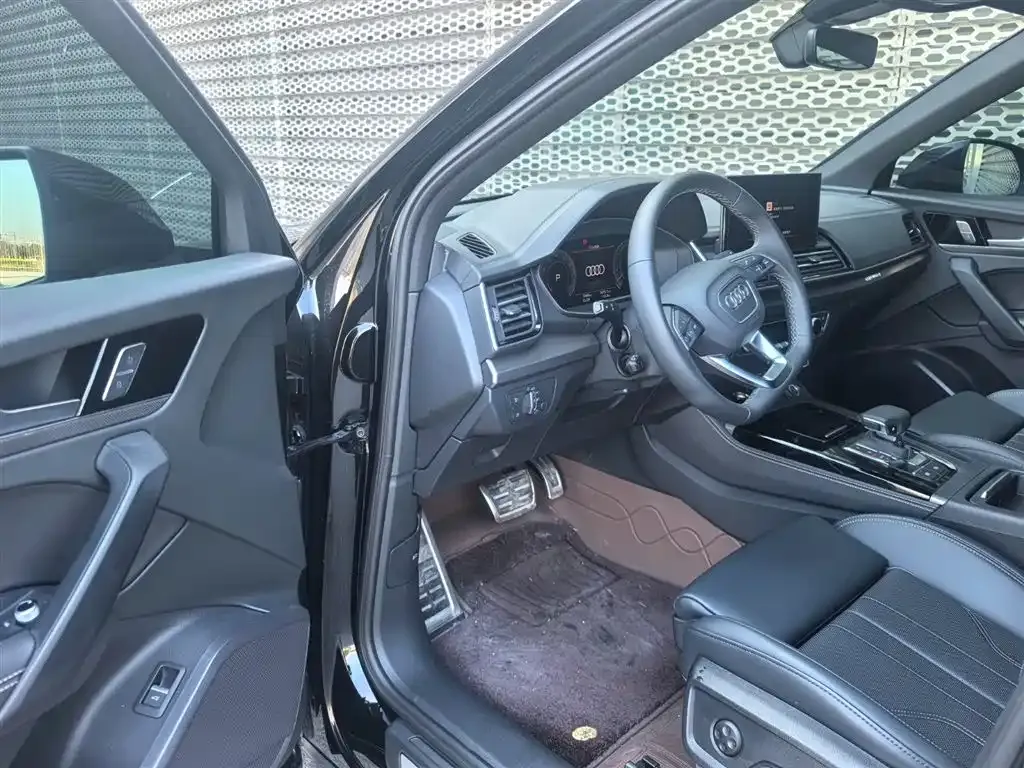 Audi Q5L 2025 из CN, фото 5