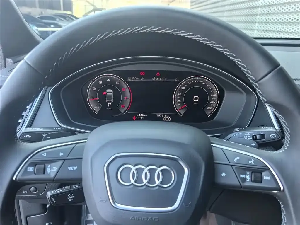 Audi Q5L 2025 из CN, фото 4