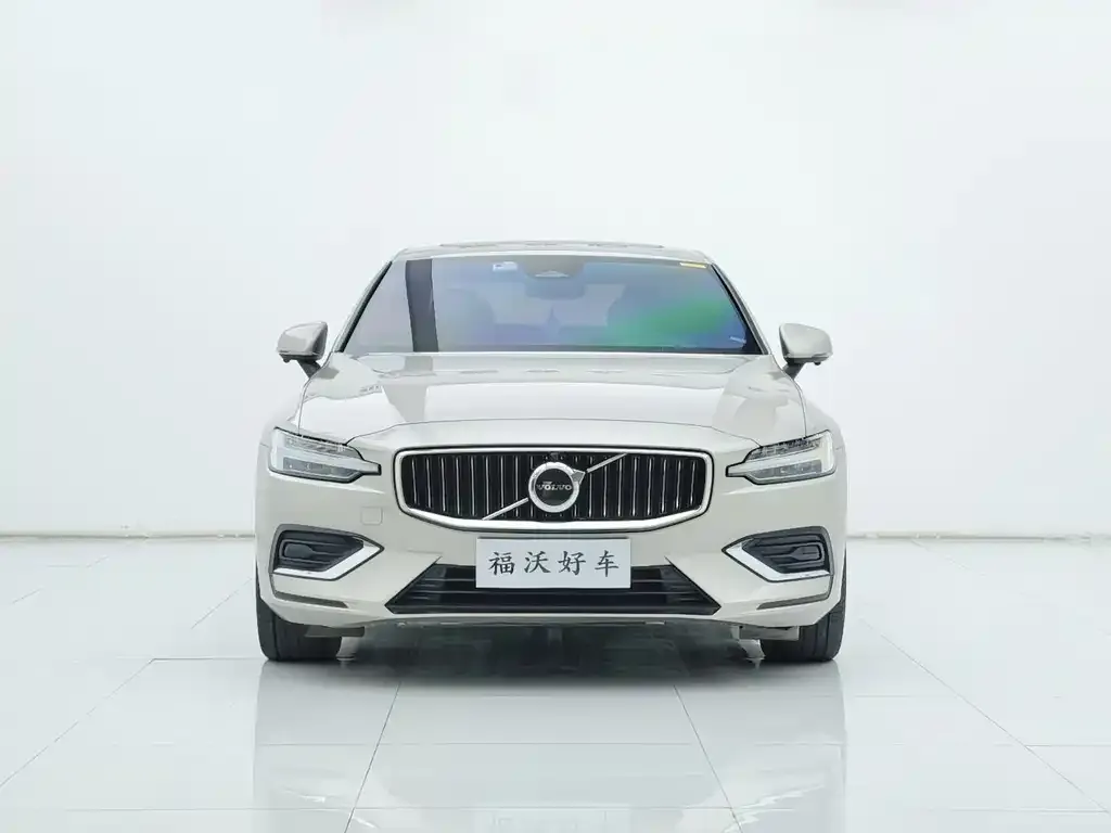 Volvo S60 — фото 2