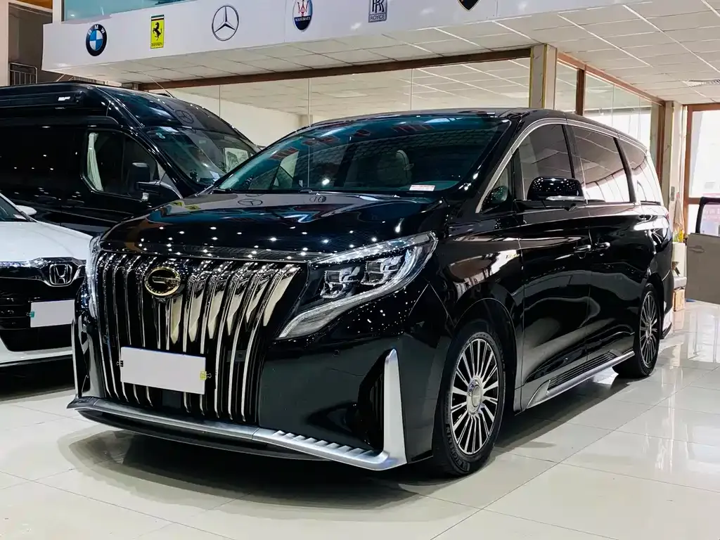 GAC Motor Trumpchi M8 — фото 1