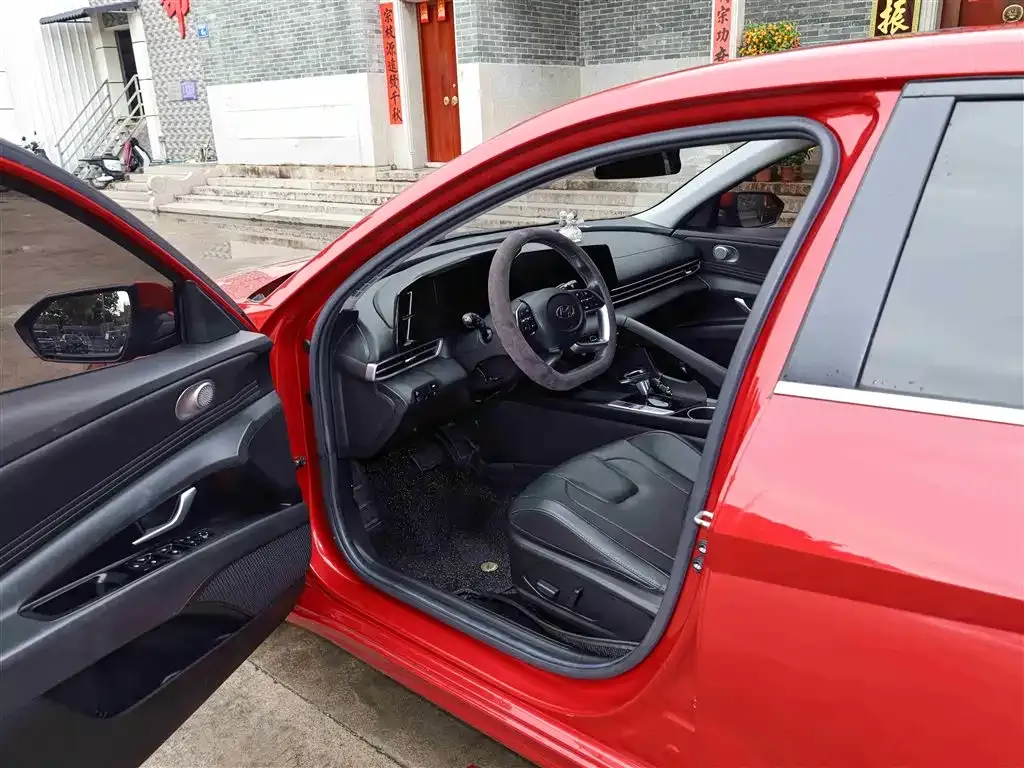 Hyundai Elantra 2021 из CN, фото 3