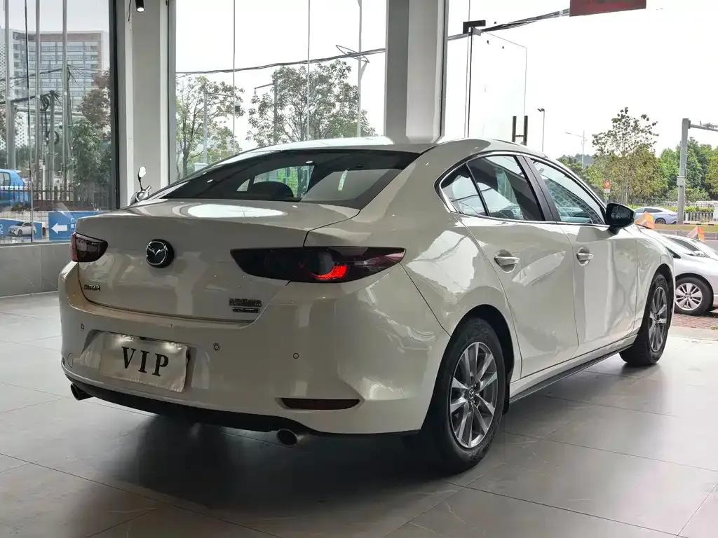 Mazda 3 Axela 2022 из CN, фото 8