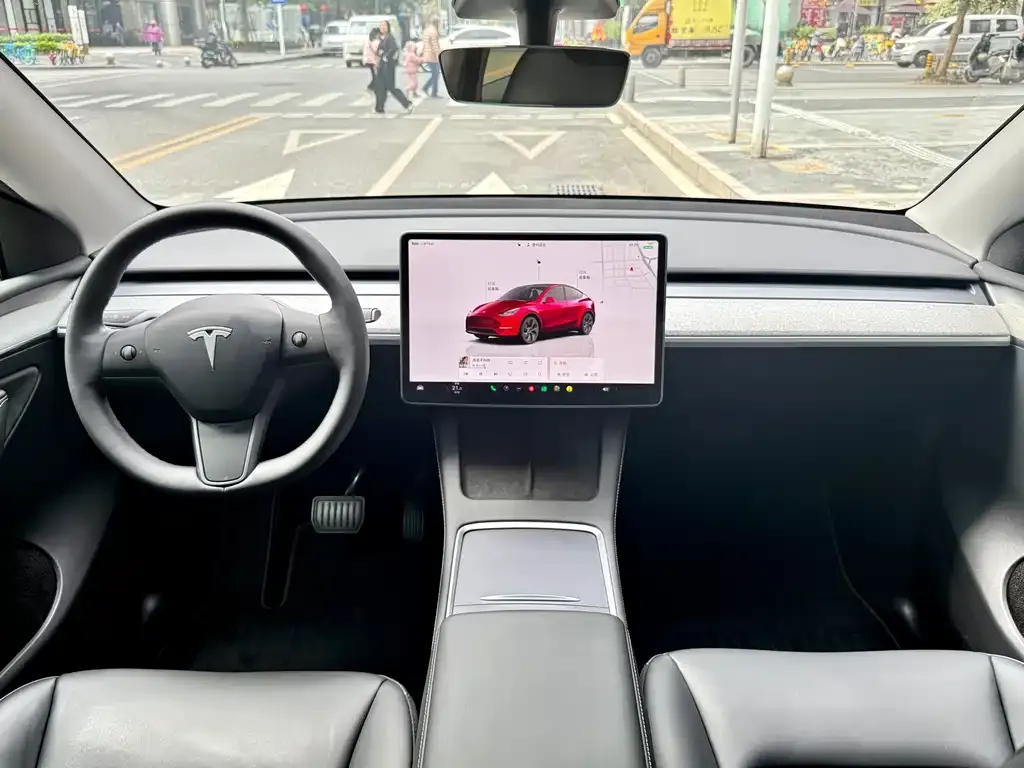 Tesla Model Y 2023 из CN, фото 5