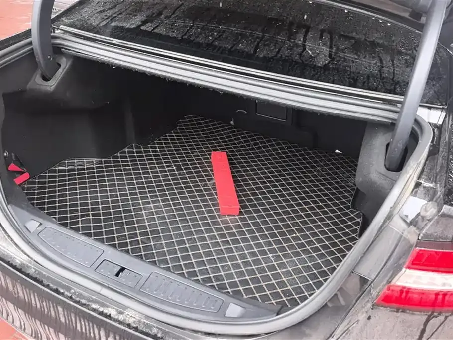 Ford Taurus 2021 из CN, фото 9