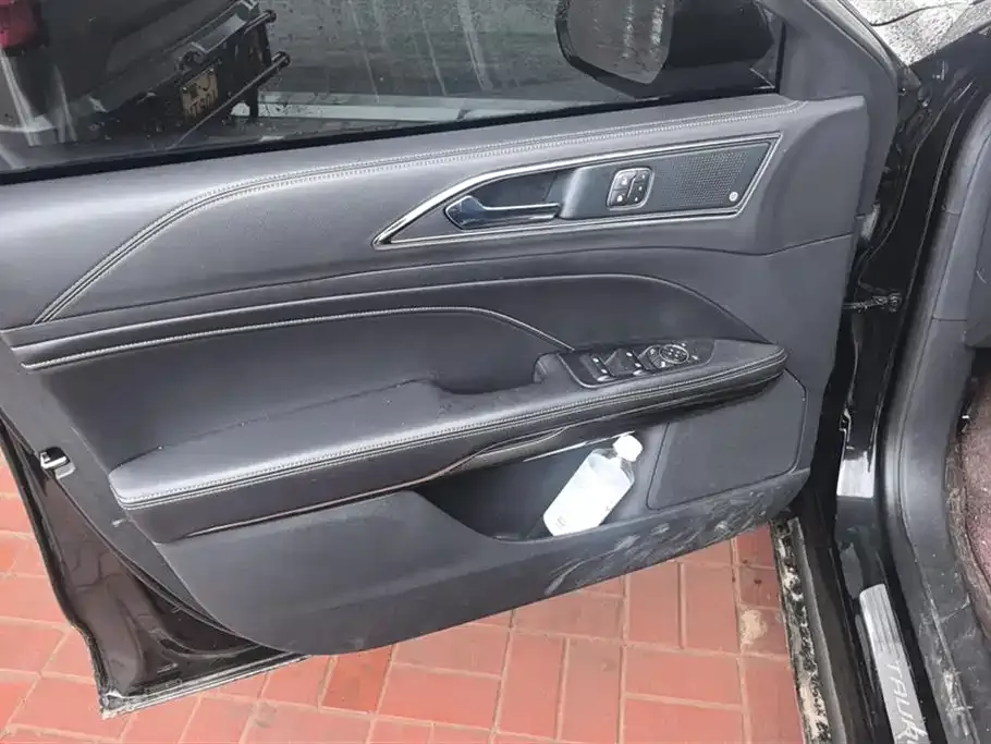 Ford Taurus 2021 из CN, фото 2