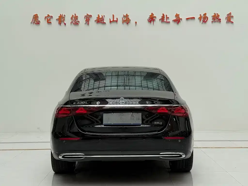 Mercedes-Benz E-Class 2024 из CN, фото 3