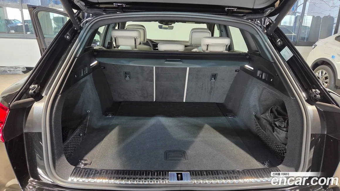 Audi Q8 e-tron 2024 из KR, фото 9
