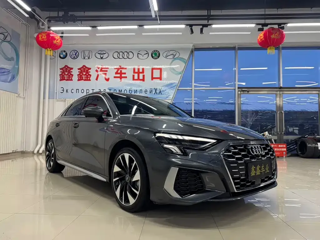 Audi A3 2023 из CN, фото 10