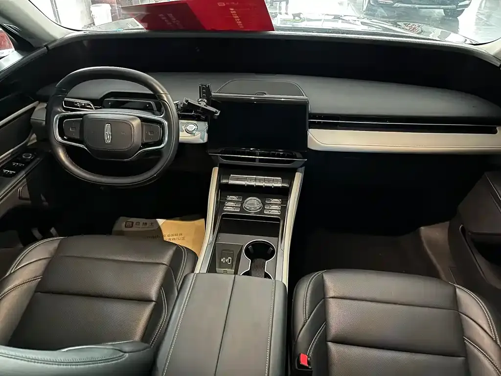 Lincoln Nautilus 2023 из CN, фото 4
