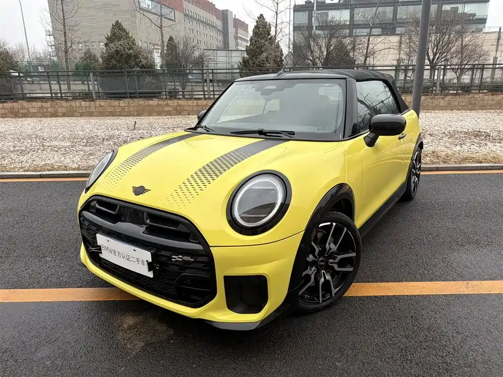 MINI Cooper (3-door) — фото 1