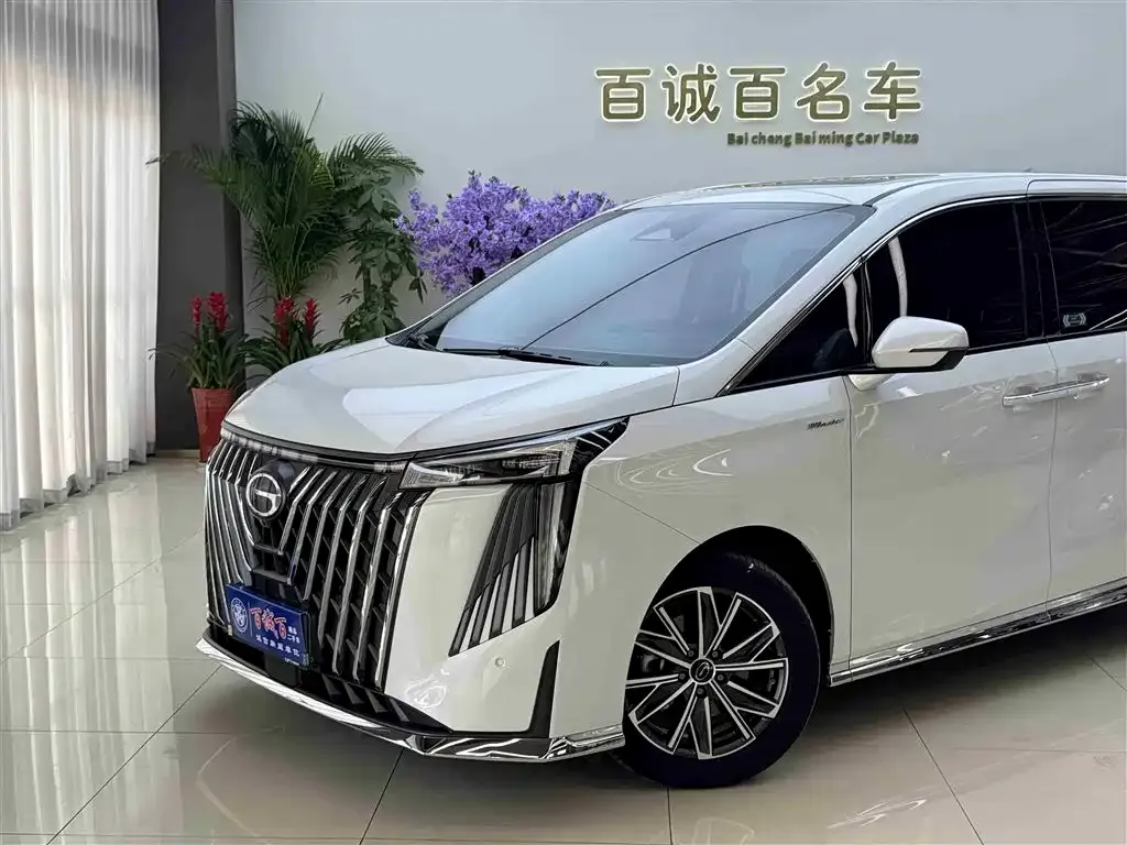 GAC Motor Trumpchi M8 — фото 10