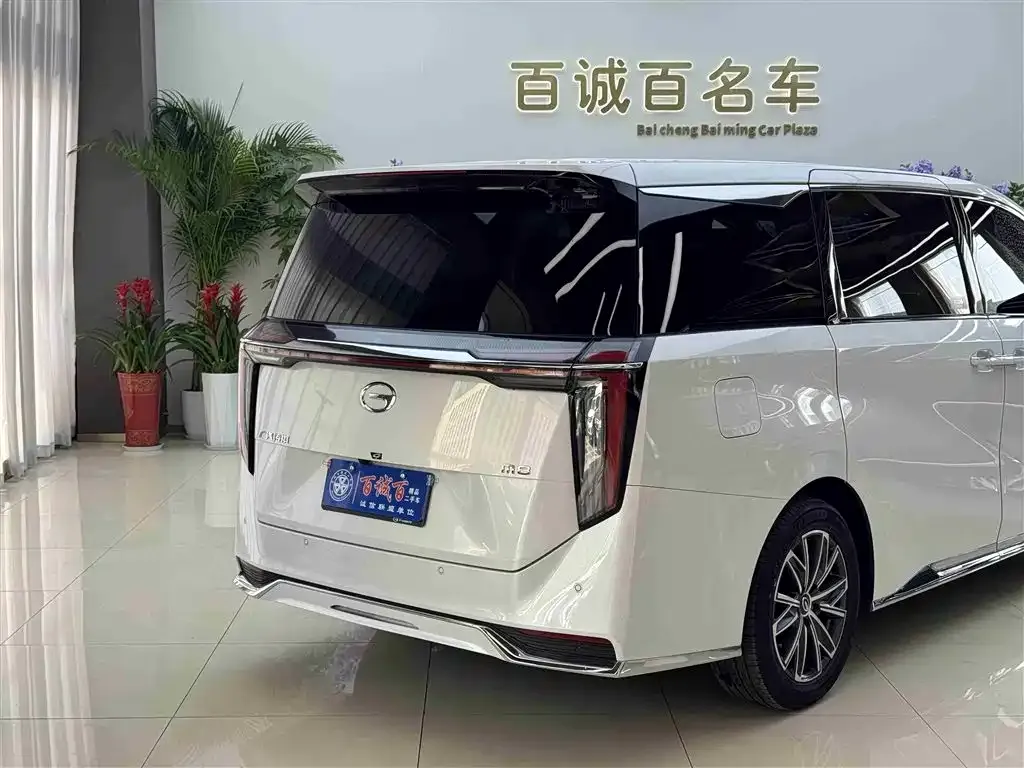 GAC Motor Trumpchi M8 — фото 3