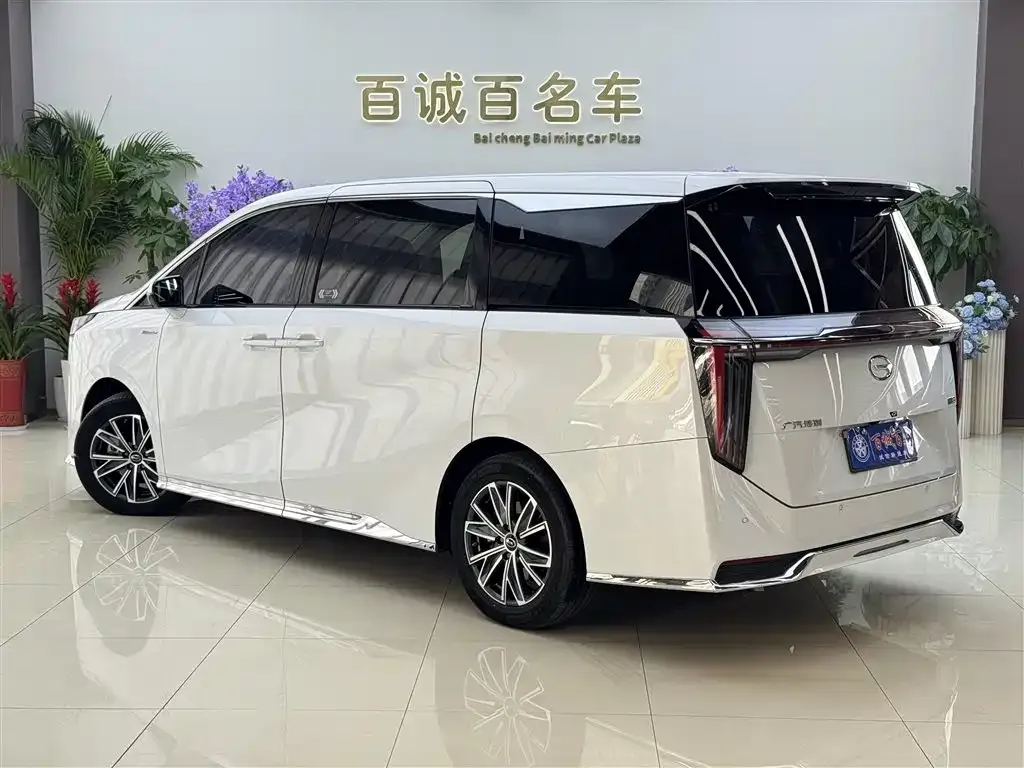 GAC Motor Trumpchi M8 — фото 4