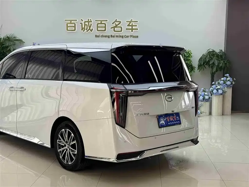 GAC Motor Trumpchi M8 — фото 8