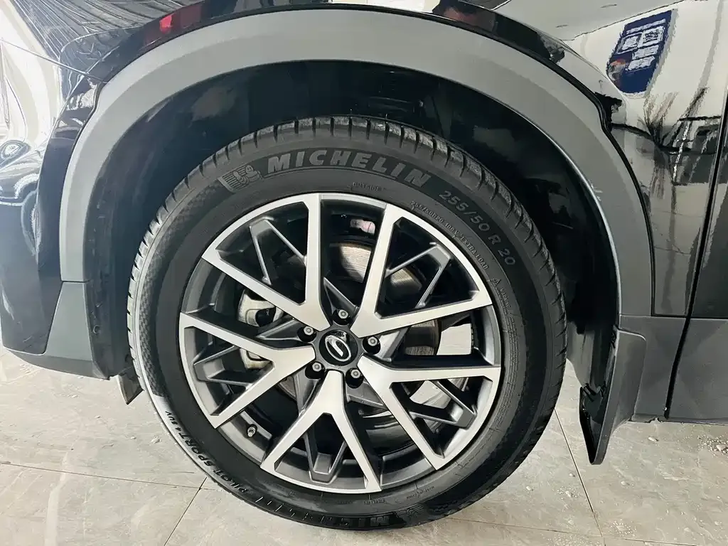 GAC Motor Trumpchi GS8 — фото 7