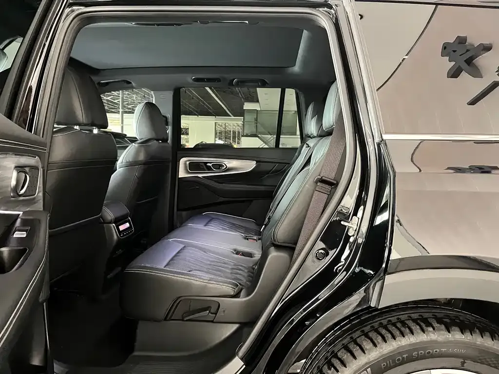 GAC Motor Trumpchi GS8 — фото 4