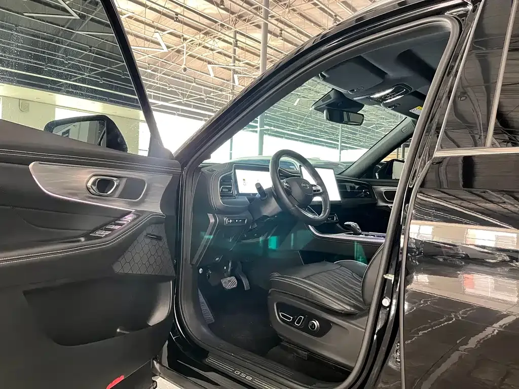 GAC Motor Trumpchi GS8 — фото 8