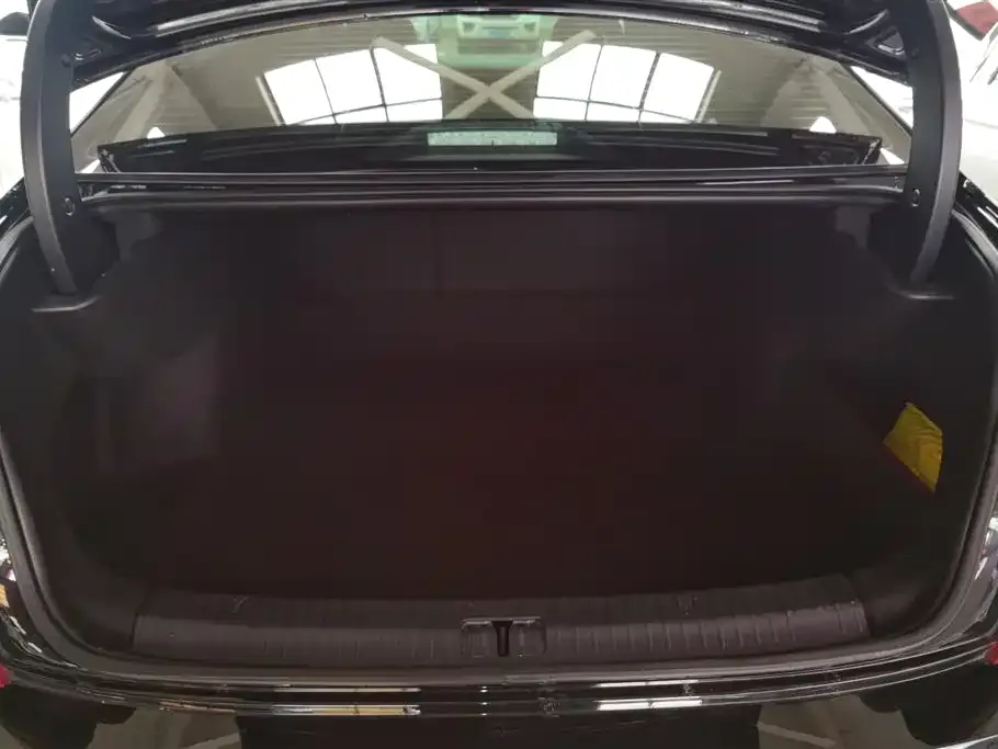 Volkswagen Passat — фото 7