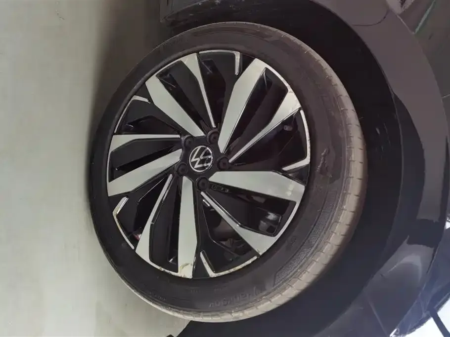 Volkswagen Passat — фото 2