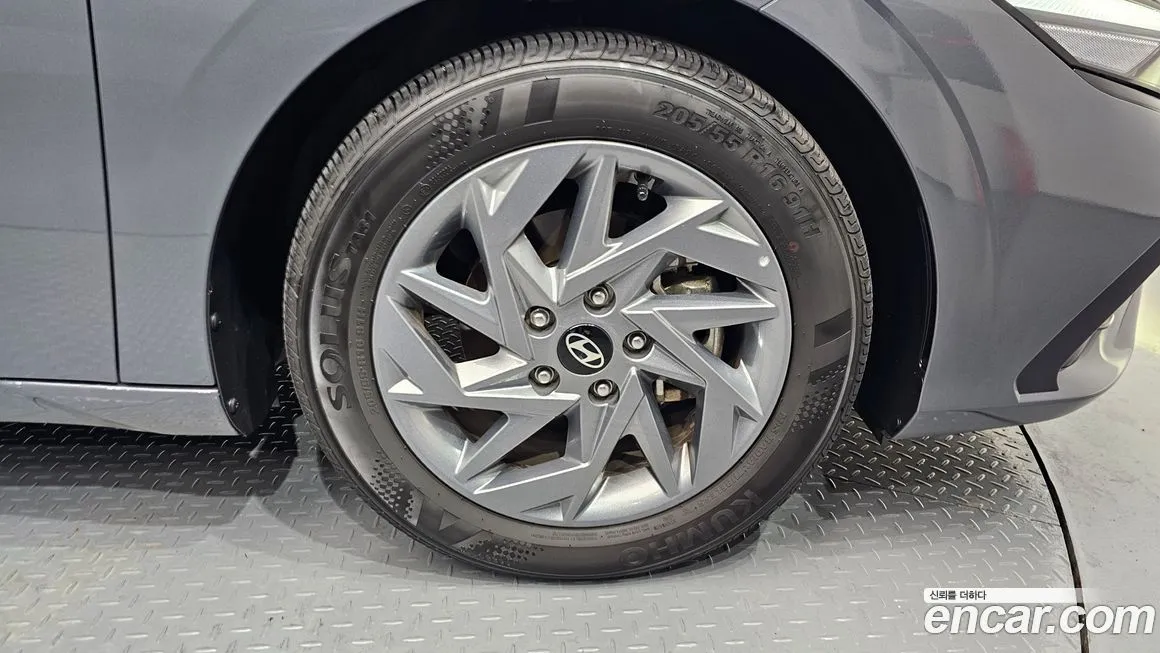 Hyundai AVANTE — фото 6