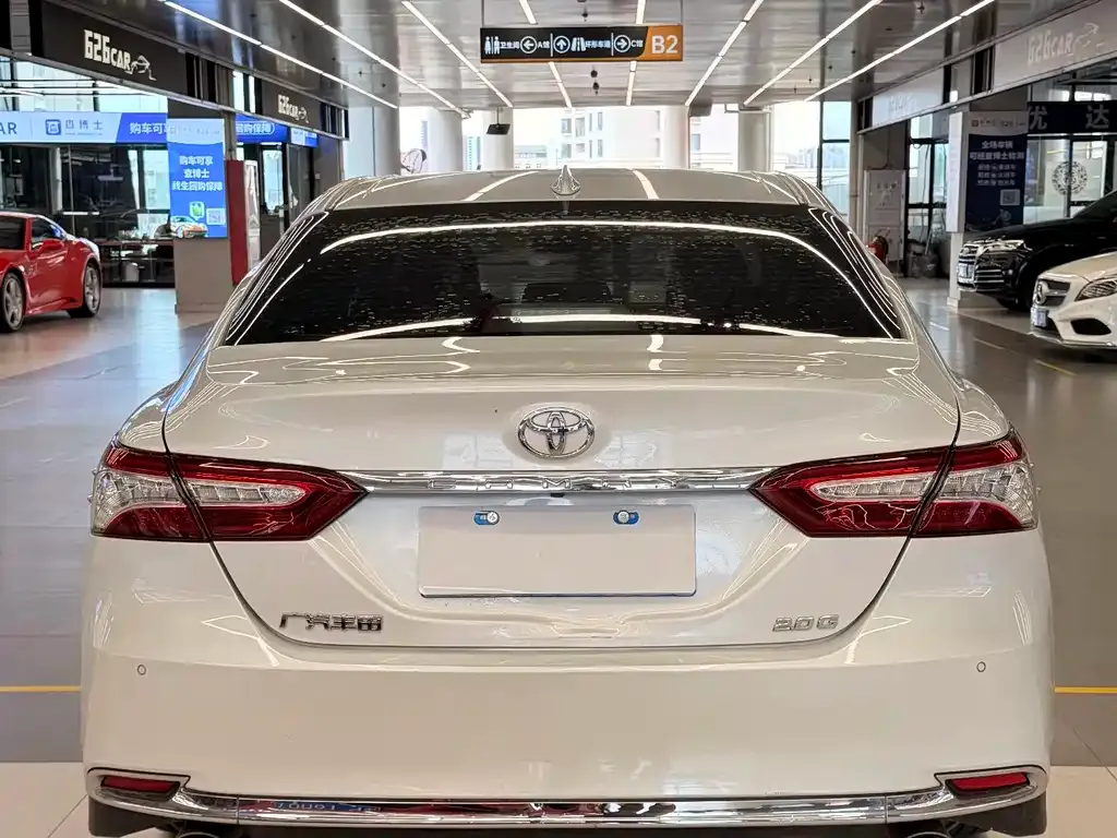 Toyota Camry 2023 из CN, фото 8