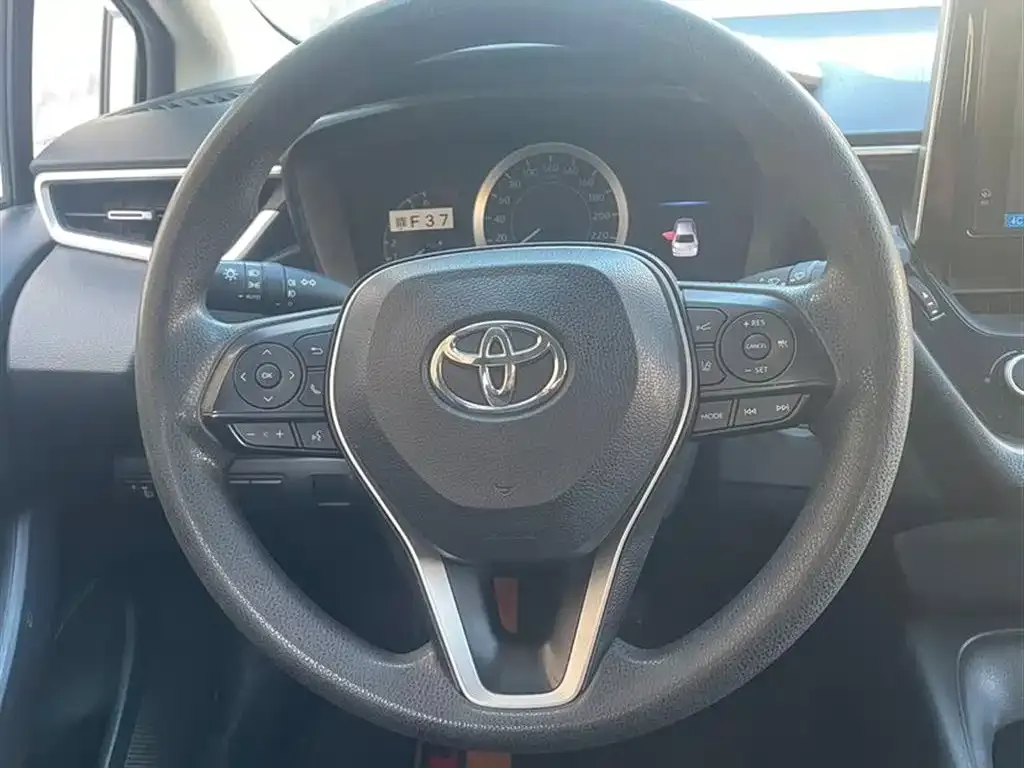 Toyota Corolla 2022 из CN, фото 8