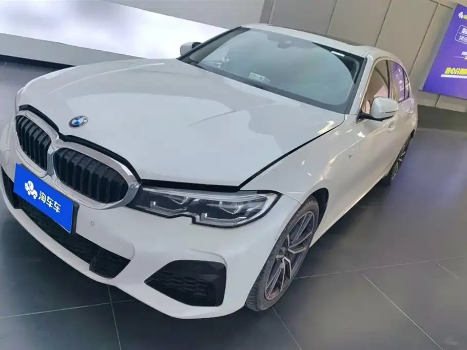 BMW 3 Series — фото 1