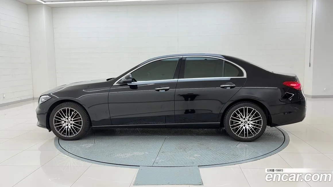 Mercedes-Benz C-Class 2023 из KR, фото 8