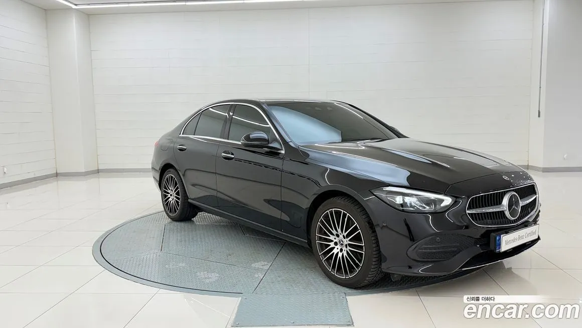 Mercedes-Benz C-Class 2023 из KR, фото 2