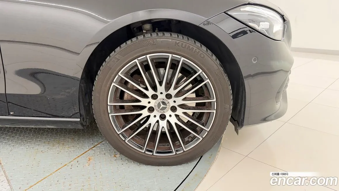 Mercedes-Benz C-Class 2023 из KR, фото 10