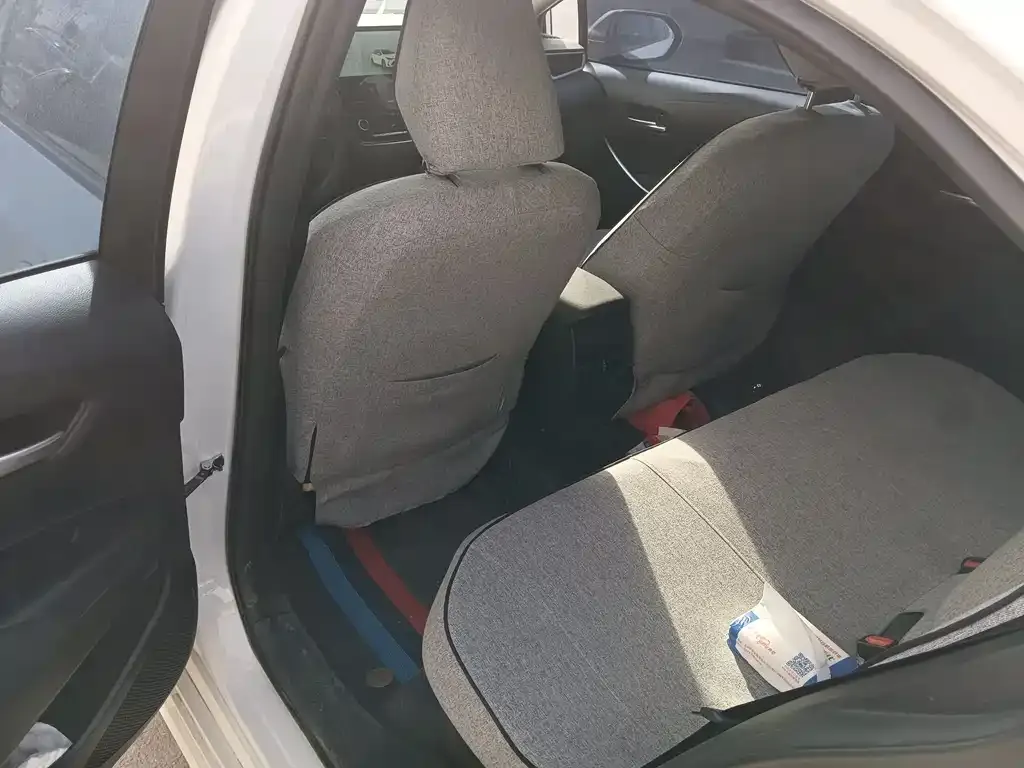 Toyota Corolla 2024 из CN, фото 2