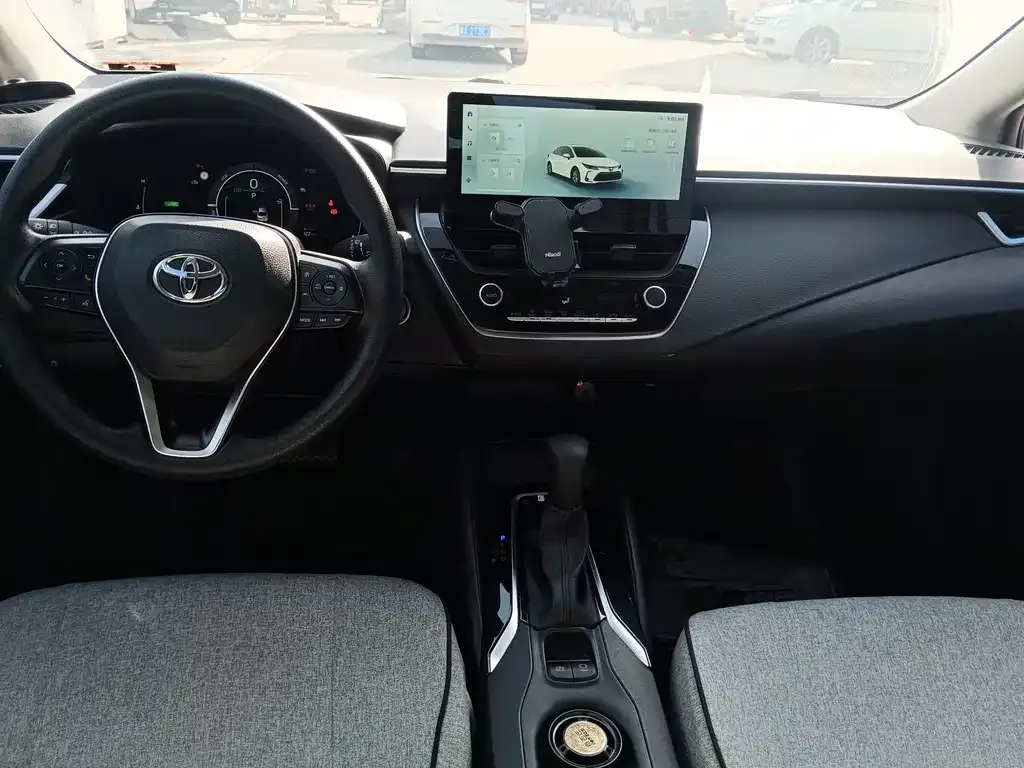 Toyota Corolla 2024 из CN, фото 4