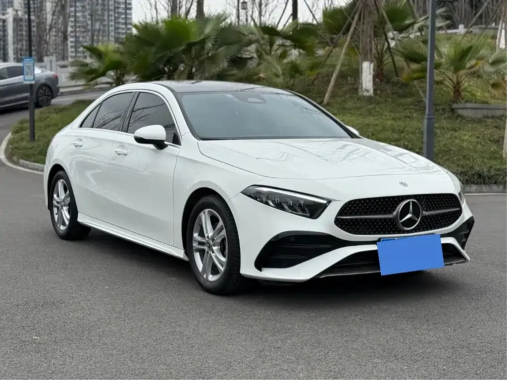 Mercedes-Benz A-Class 2024 из CN, фото 8