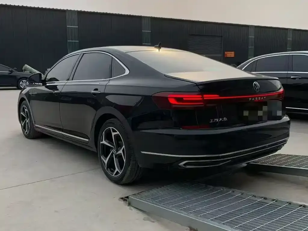 Volkswagen Passat 2024 из CN, фото 6