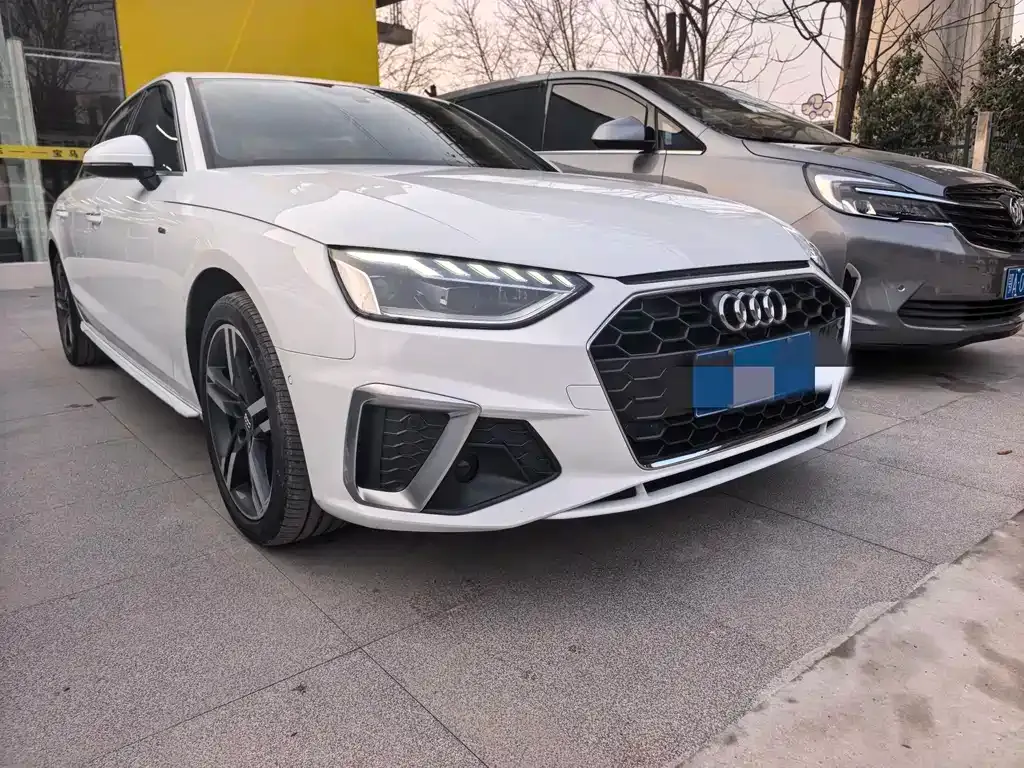 Audi A4L 2021 из CN, фото 10