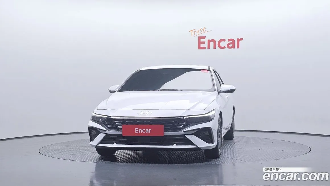 Hyundai AVANTE — фото 2
