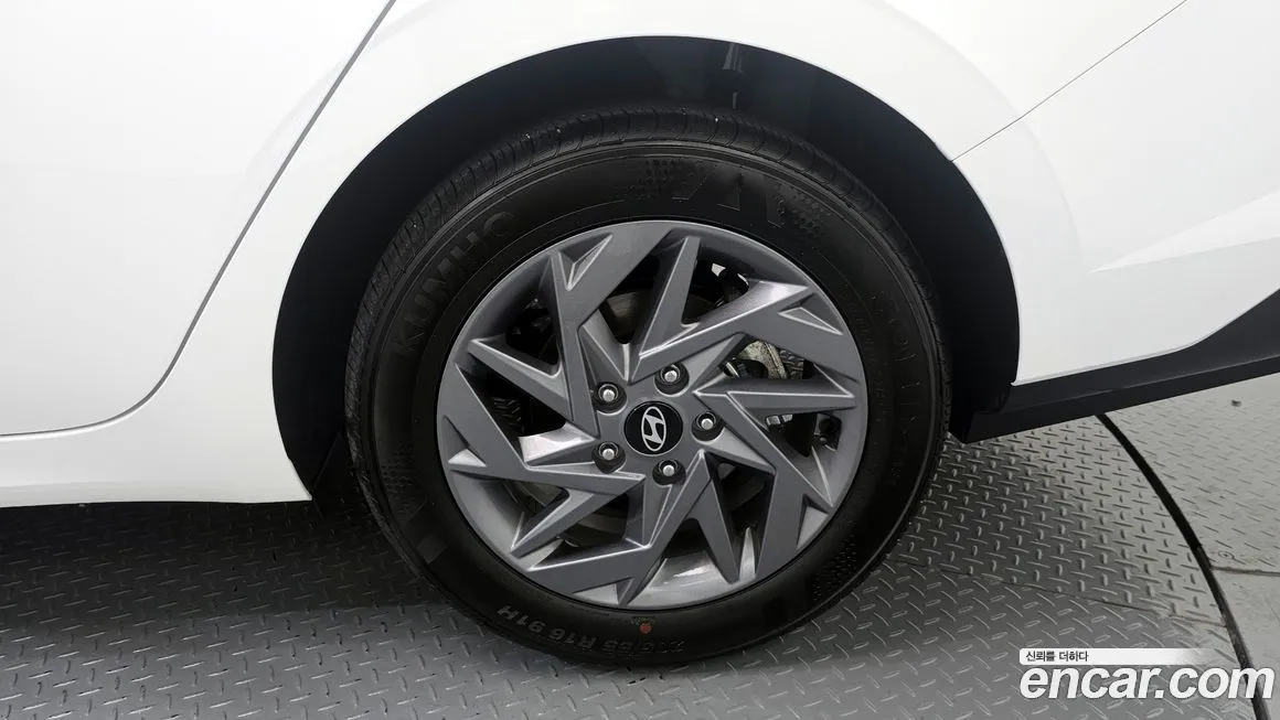 Hyundai AVANTE — фото 6