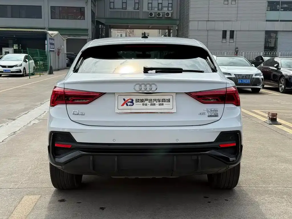 Audi Q3 Sportback 2022 из CN, фото 2