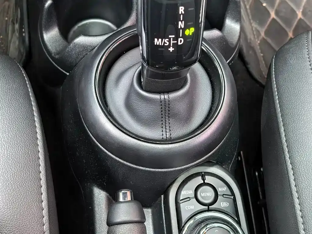 MINI Cooper (3-door) 2024 из CN, фото 7